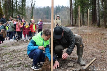 Z zasaditvijo dreves smo uradno odprli kolesarsko povezavo Kamnik–Godič (50)